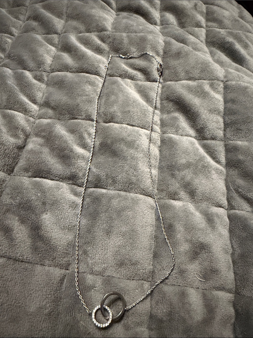 Silver Interlocking Circle Pendant Necklace - Women Jewelry